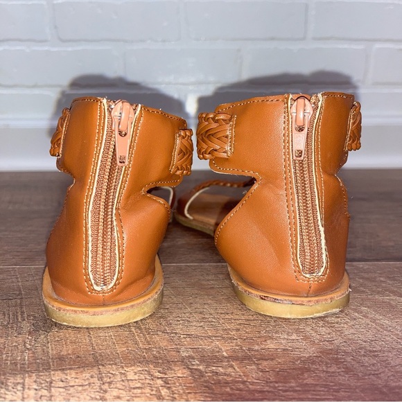 ModCloth Bamboo Sandals - Picture 7 of 13